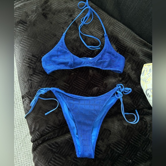 Triangl Cora Vera Set - Picture 1 of 3